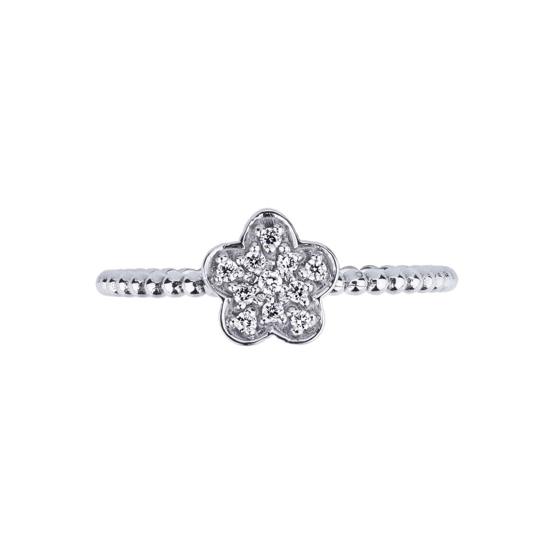 Bague en or blanc 18k avec une fleur sertie diamants Bague en or blanc 18k avec une fleur sertie diamants