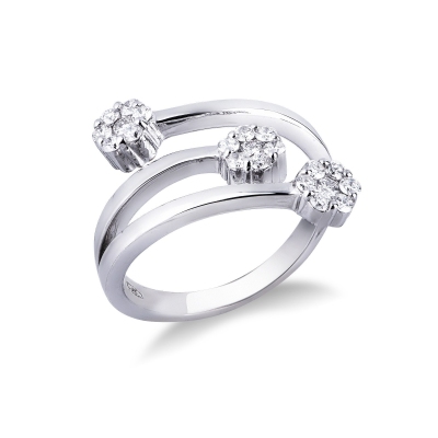 Bague pavé style trilogy en or blanc 18k avec diamants