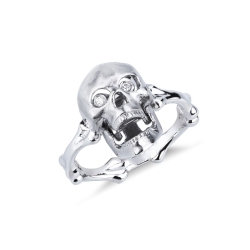 Bague en or blanc 18k tête de mort et diamants