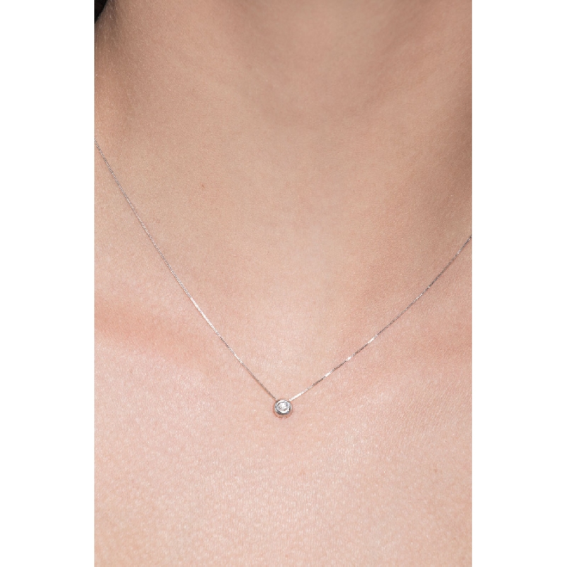 Collier pendentif diamant 0.04 ct or blanc 18k  Collier pendentif diamant 0.04 ct or blanc 18k