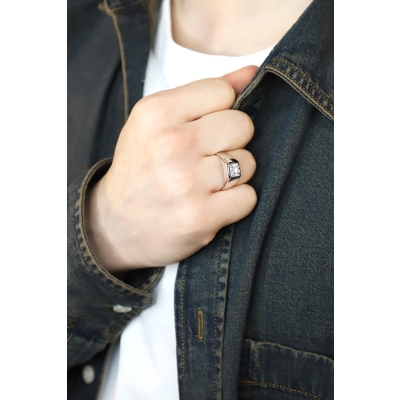 Anneau solitaire pour homme en or blanc 18k  diamant 0,12 ct