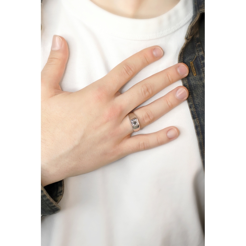 Anneau solitaire pour homme en or blanc 18k diamant noir