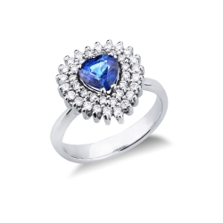 Bague halo en or blanc 18k sertie d’un somptueux saphir cœur