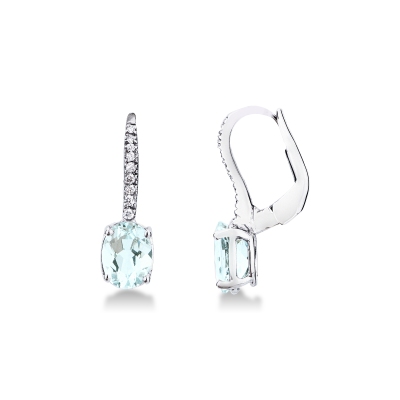 Boucles d'oreilles créoles en or blanc 18k avec une aquamarine ovale 