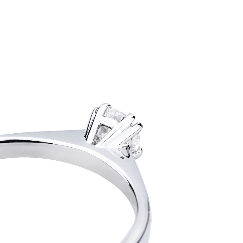 Bague solitaire femme en or blanc 18k diamant 0,25 ct Bague solitaire femme en or blanc 18k diamant 0,25 ct