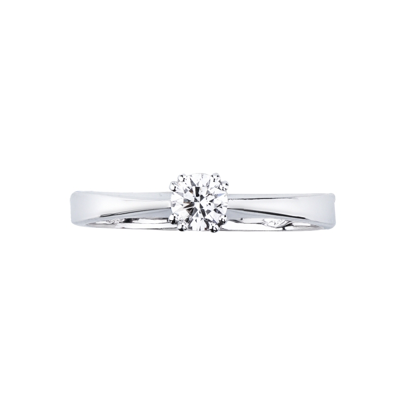 Bague solitaire en or blanc 18k avec huit griffes et diamant CT 0,30  Bague solitaire en or blanc 18k avec huit griffes et diamant CT 0,30