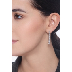 Boucles d’oreilles femme tennis en or blanc 18k avec diamants dégradés 2
