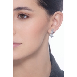 Boucles d'oreilles design avec aigue-marines taille poire et diamants 2