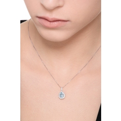 Collier pendentif en or blanc avec pendentif d'aigue-marine et diamants 2