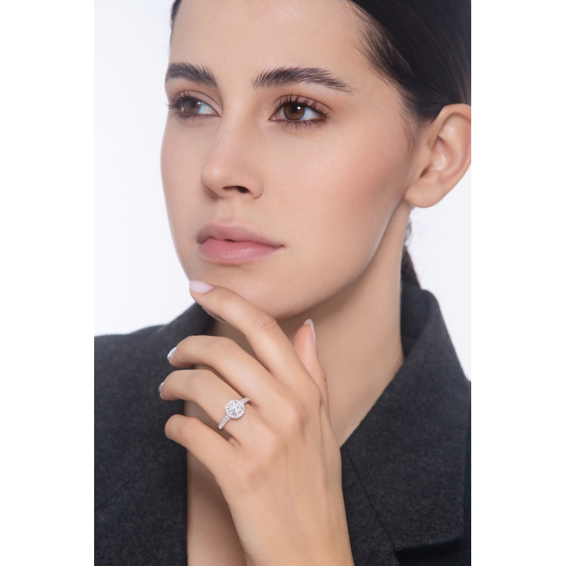 Bague avec diamant IGI en or blanc 18k CT.1.00 Bague avec diamant IGI en or blanc 18k CT.1.00