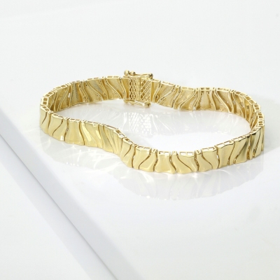 Bracelet en or jaune 18k ondulé