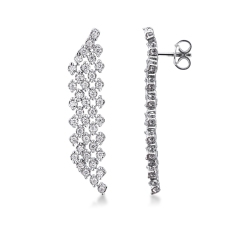 Boucles d'oreilles à maillons souples en or blanc 18k et diamants