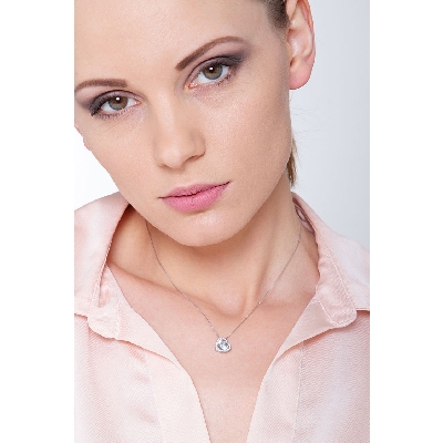 Pendentif collier aigue-marine diamants or blanc 18k