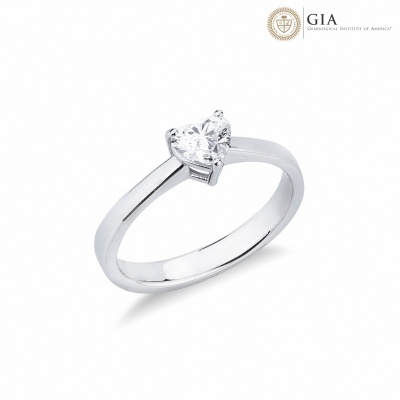 Bague solitaire or blanc 18k avec diamant coeur GIA 0.50 ct 
