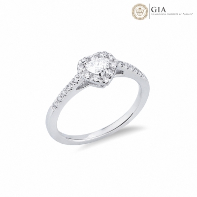 Bague solitaire en or blanc 18 carats avec diamant cœur GIA ct 0,30