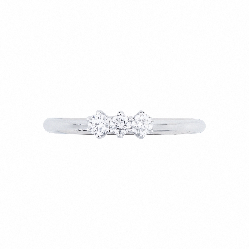 Bague trilogy en or blanc 18k avec trois diamants CT 0,21
