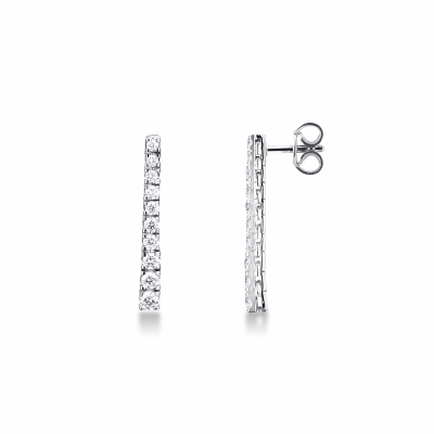 Boucles d'oreilles tennis en or blanc 18 carats avec diamants gradués