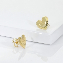 Boucles d’oreilles cœur rayé en or jaune 18k 2