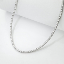Collier tennis en or blanc 18 carats avec diamant brillant 2
