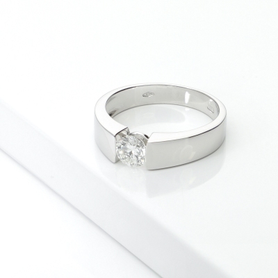 Bague solitaire Or Blanc 18k avec diamant ct 0.50