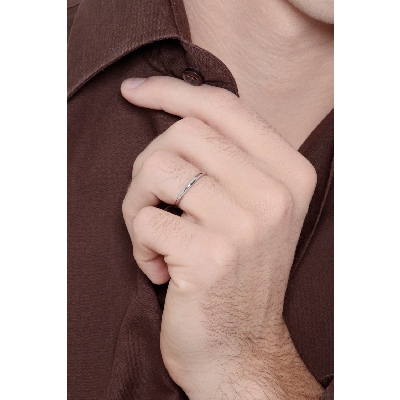 Alliance femme or blanc 750 demi jonc