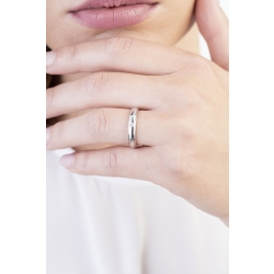 Alliance en or blanc 750 avec diamant 0.03 ct 2