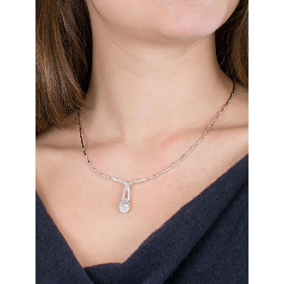 Collier semi-rigide en or blanc 18k avec aigue-marine et diamants
