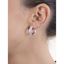 Créoles pavés de diamants  en or blanc 18k  2