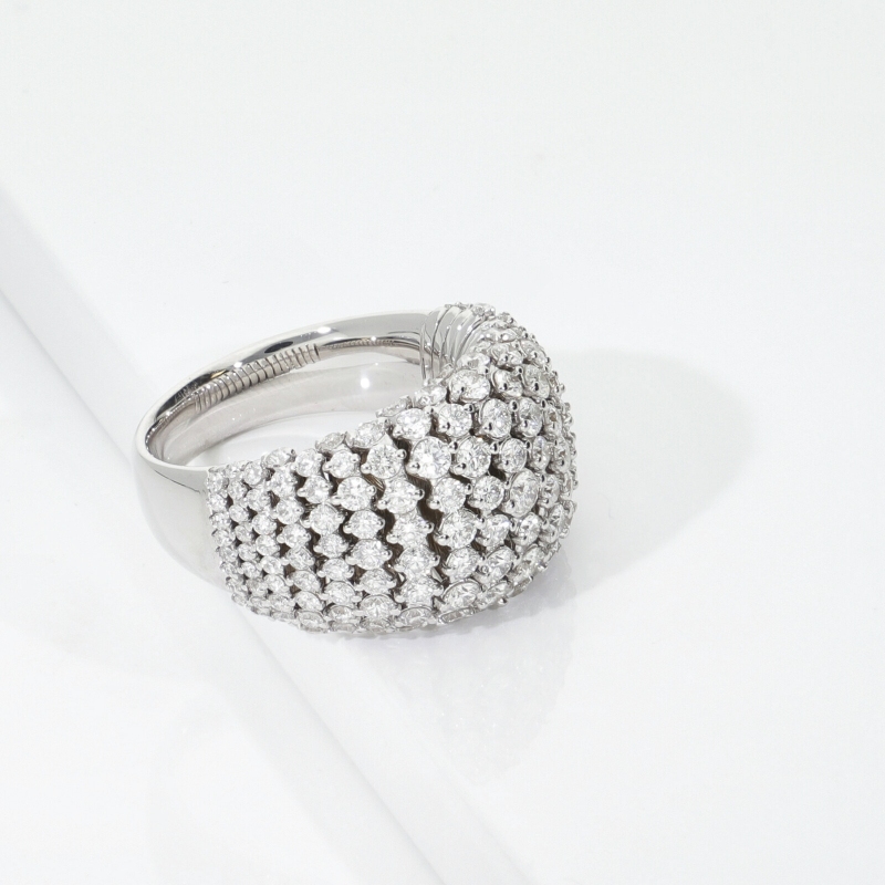 Bague jonc souple en or blanc avec diamants Bague jonc souple en or blanc avec diamants