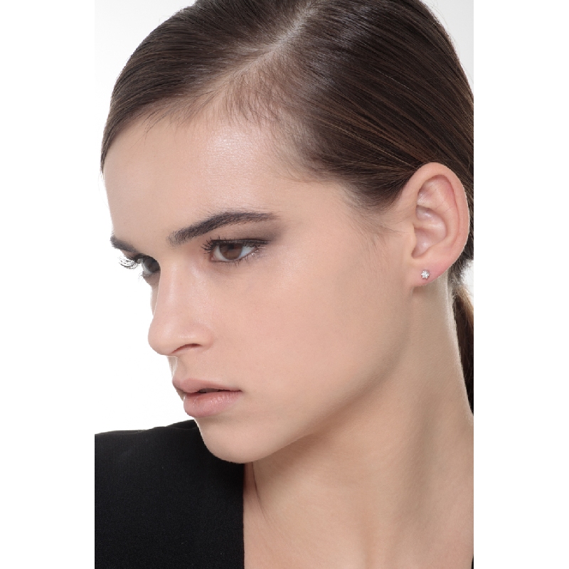 Boucles d'oreilles femme diamants 0.16 ct or blanc 18k 6 griffes  Boucles d'oreilles femme diamants 0.16 ct or blanc 18k 6 griffes