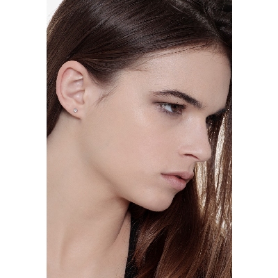 Clous d'oreilles diamant solitaire 0.16 à 3 griffes or blanc 750