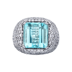 Bague en or blanc 18k avec aigue-marine et diamants 2