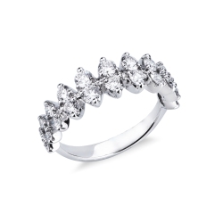 Bague type alliance en or blanc 18k avec diamants