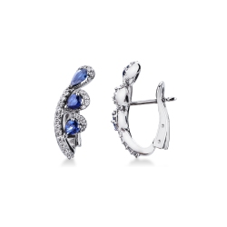 Boucles d’oreilles design or blanc 18k avec saphirs et diamants