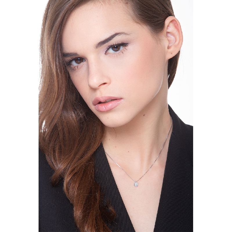 Pendentif solitaire diamant 0.50 ct or blanc 750 Pendentif solitaire diamant 0.50 ct or blanc 750
