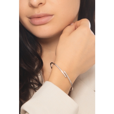 Bracelet Contrarié en Or Blanc 18 Carats avec Diamants Naturels