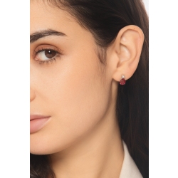 Puces avec rubis ovale et diamants en or blanc 18k 2