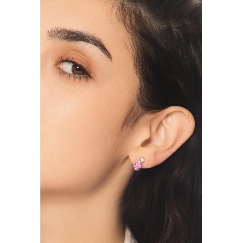 Boucles doreilles en or blanc 18k avec saphir rose et diamant Boucles doreilles en or blanc 18k avec saphir rose et diamant