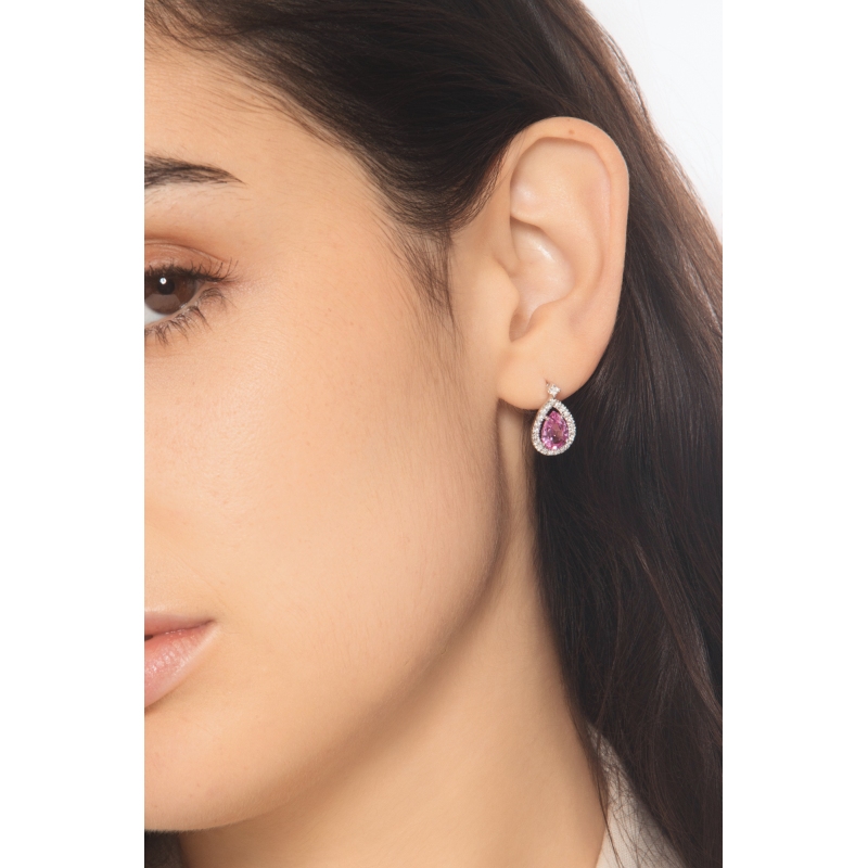 Boucles pendantes or blanc 18k avec saphir rose et diamants Boucles pendantes or blanc 18k avec saphir rose et diamants