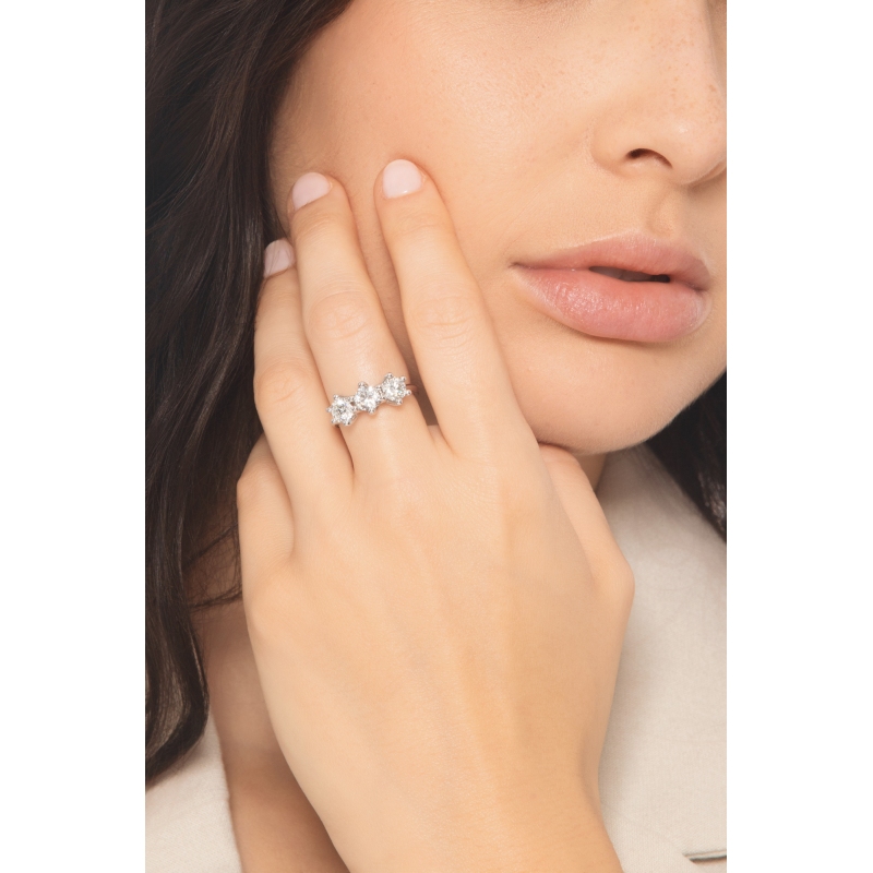 Bague trilogy or blanc 18k avec trois diamants CT 2,10