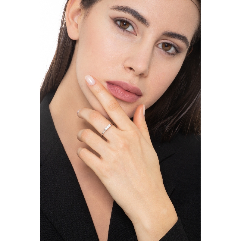 Bague de fiançailles 3 diamants en or blanc 18k Bague de fiançailles 3 diamants en or blanc 18k