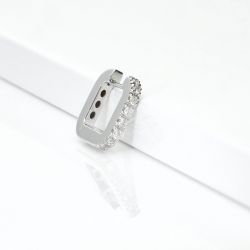 Boucle d’oreille unique rectangulaire en or blanc 18k diamants