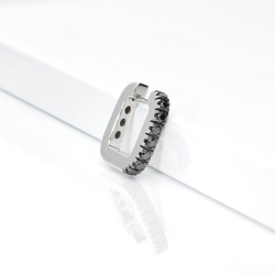 Mono boucle d’oreille rectangulaire en or blanc 18ct diamants noirs