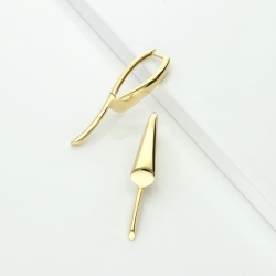 Boucles d’oreilles pendantes en or jaune 18k avec design géométrique 2