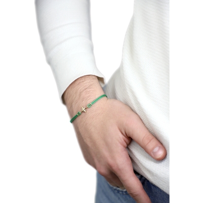 Bracelet en tissu vert et étoile en or jaune et blanc 18k