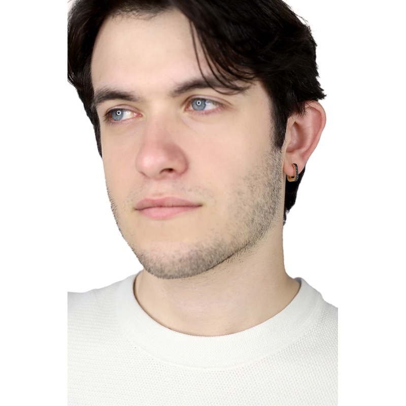 Mono boucle d’oreille en or jaune 18ct diamants noirs Mono boucle d’oreille en or jaune 18ct diamants noirs