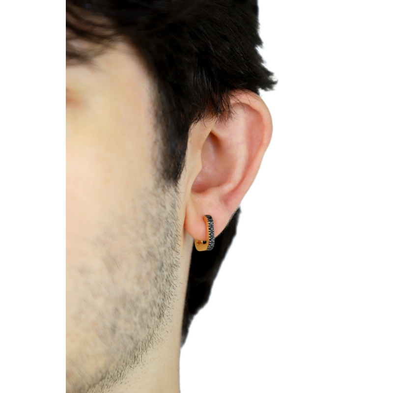 Mono boucle d’oreille en or jaune 18ct diamants noirs Mono boucle d’oreille en or jaune 18ct diamants noirs