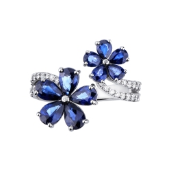 Bague ouverte en or blanc avec double fleur, saphirs et diamants 2