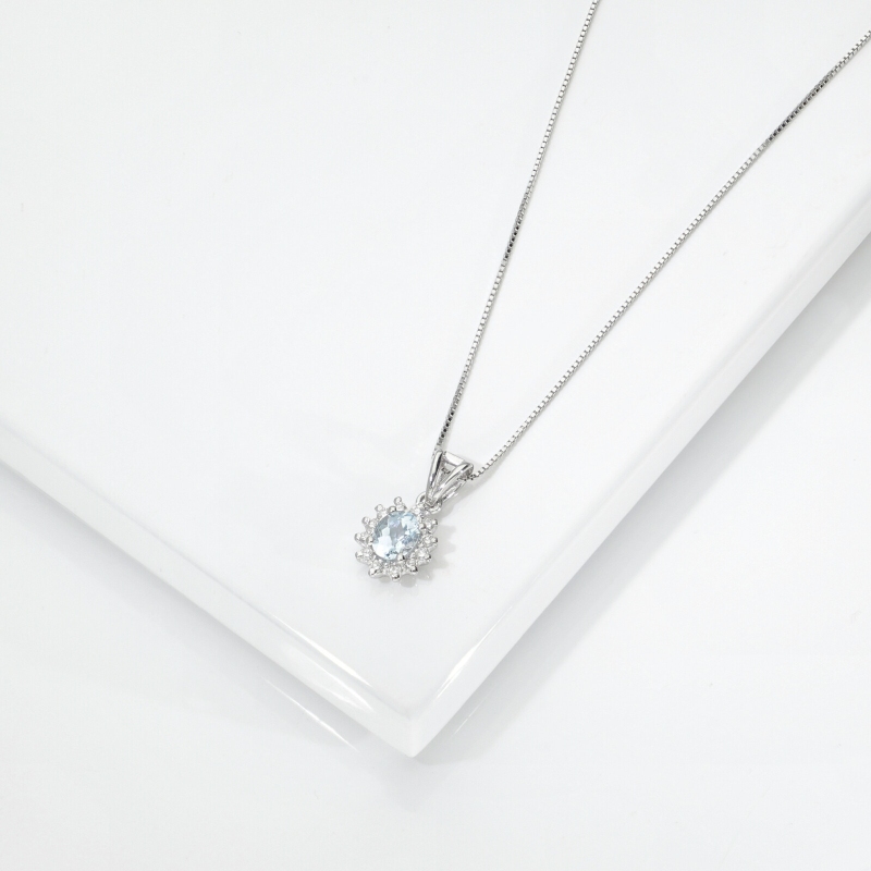 Collier Pendentif Aigue Marine Ovale Diamants Or Blanc Collier Pendentif Aigue Marine Ovale Diamants Or Blanc