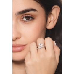 Bague design deux rangs en or blanc 18k avec diamants 2